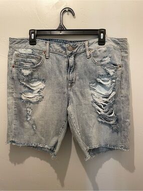 American Eagle Outfitters Light Wash Distressed Jean Shorts